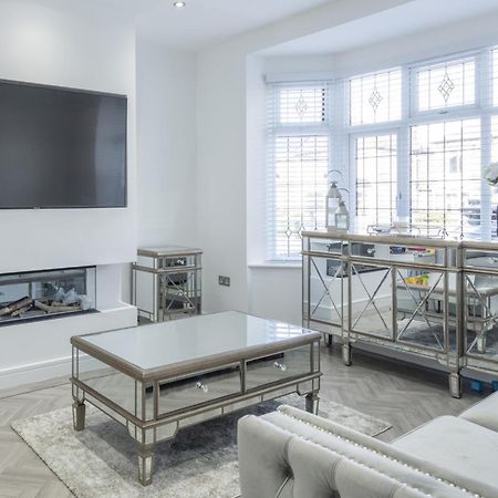 Ryan I Air I Bnb - 102 Mill Street - Free Parking Liverpool Exterior foto